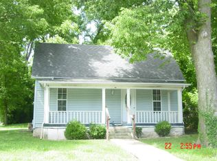 502 E Meadow Ave, Crane, MO 65633