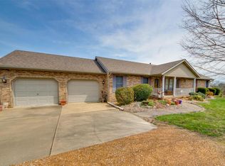 6736 W Liberty Prairie Ln, Edwardsville, IL 62025