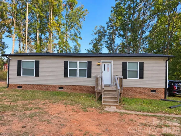 3080 Medicine Bow, Claremont, NC 28610