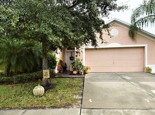 5550 Braddock Dr, Zephyrhills, FL 33541