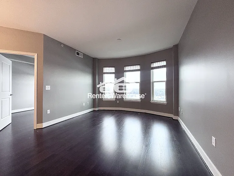12500 Park Potomac Ave #805S — Photo 8