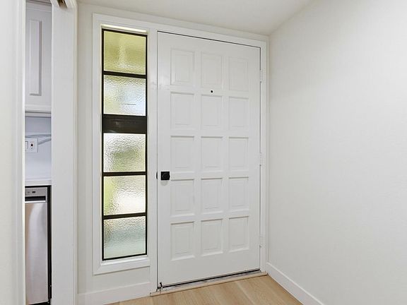 3rd image of 5555 Cribari Cir
