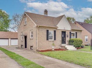 1904 75th St, Kenosha, WI 53143