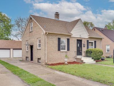 1904 75th STREET, Kenosha, WI, 53143