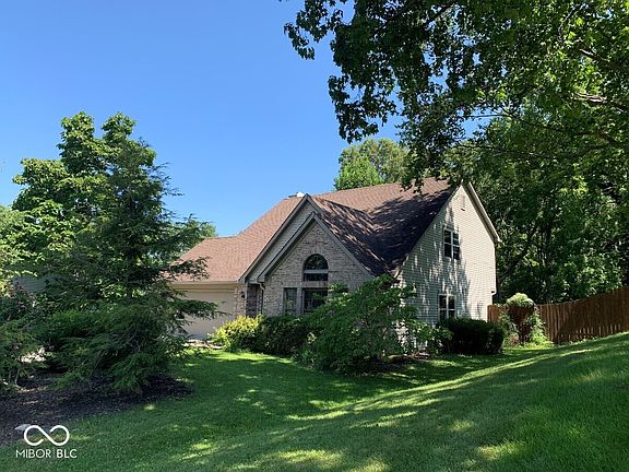 2nd image of 202 Timberbrook Run