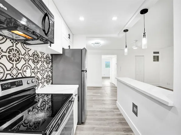 1425 Arthur Street #202A, Hollywood, FL 33020