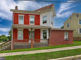 145 S Main St #1, Seven Valleys, PA 17360