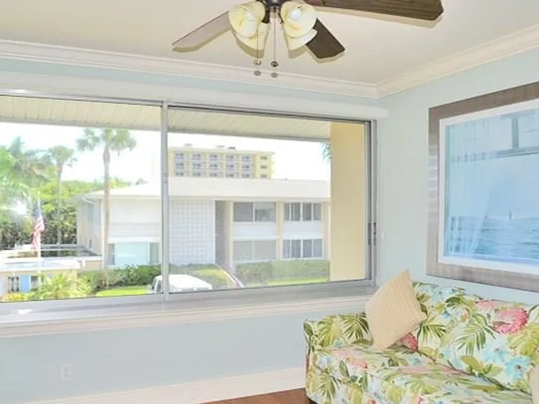 1065 Gulf Shore Blvd N #416 — Photo 6