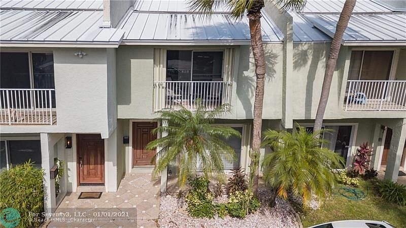 1st image of 2103 NE 44th St #2103