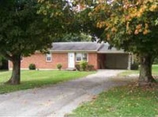 913 Danville Ave, Stanford, KY 40484