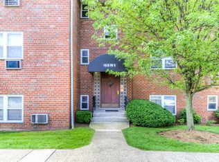 168 Centre Ave APT 1W, New Rochelle, NY 10805