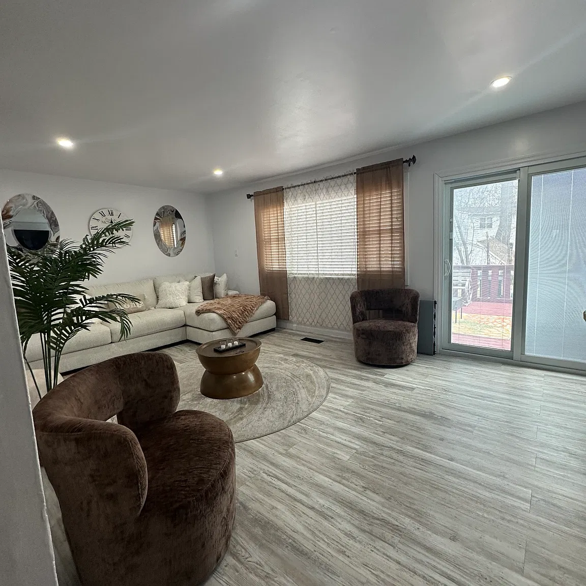 3 bed, 1.5 bath, 1484 sqft, $1,250 — Photo 4