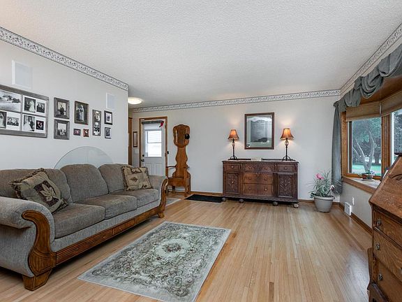 5th image of 6708 Jersey Ave N