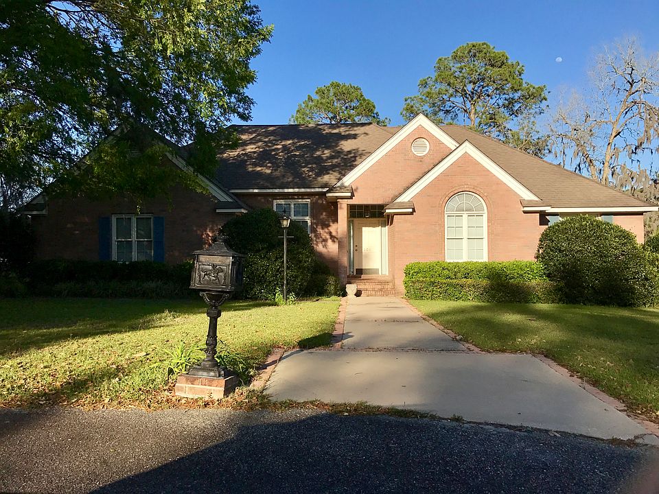 1st image of 101 Camellia Dr