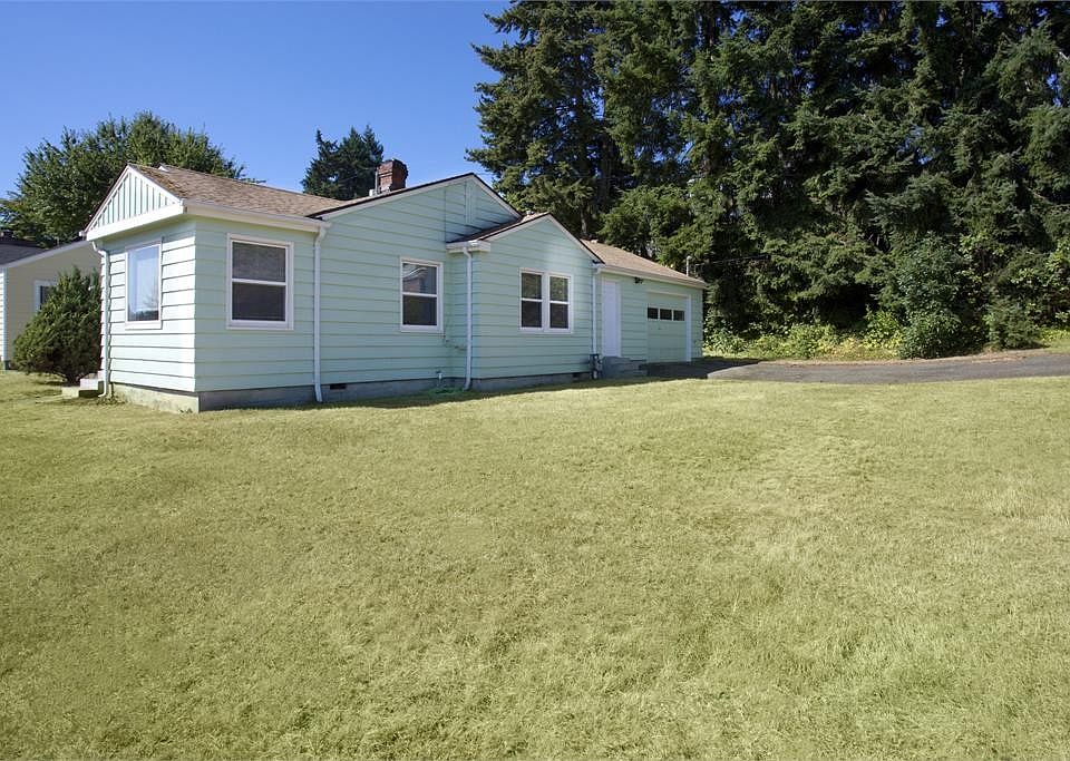 1st image of 2541 Veldee Ave