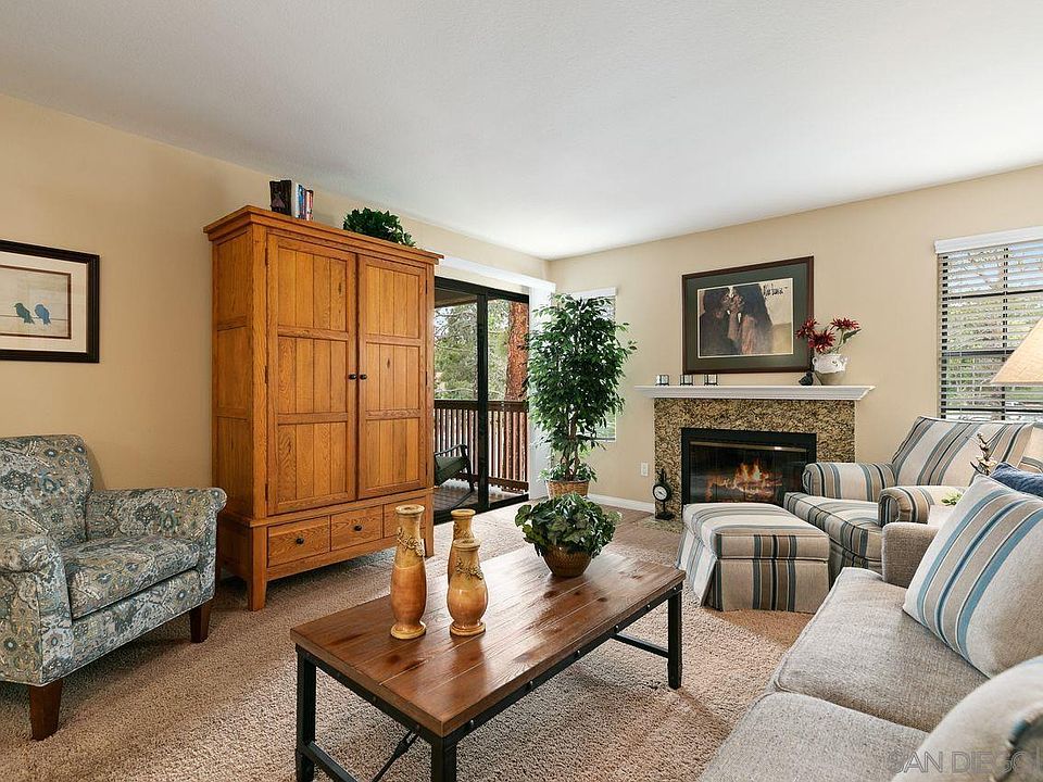 1st image of 12095 Alta Carmel Ct Unit 6