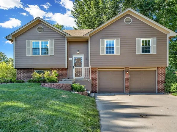506 Broadway St, Grain Valley, MO 64029