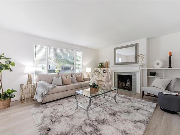 2nd image of 815 Folkstone Ave