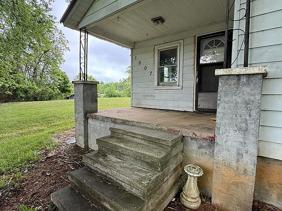 4th image of 1007 Embreville Rd
