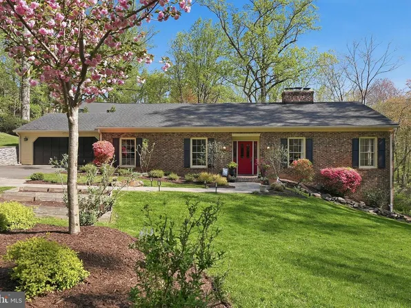 7504 Blaise Trl, Mc Lean, VA 22102