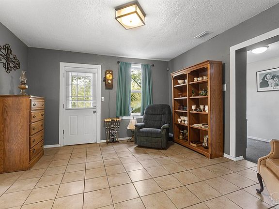 5th image of 3211 N Hayne St