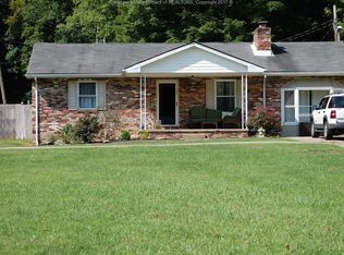 1032 Spring Valley Dr, Charleston, WV