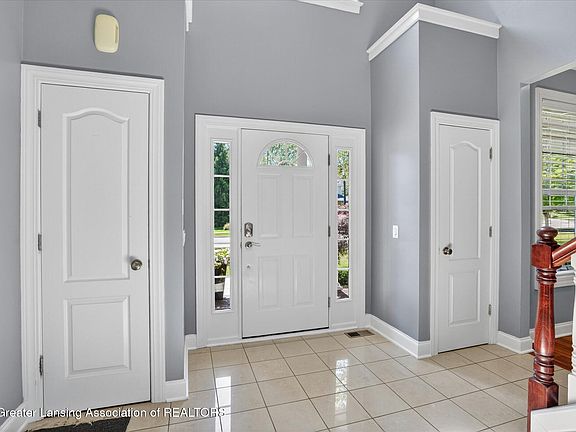 5th image of 16920 Black Walnut Ln