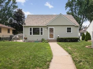 5222 5th St NE, Columbia Heights, MN 55421