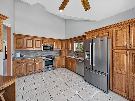 2nd image of 238 Pine Crest Dr