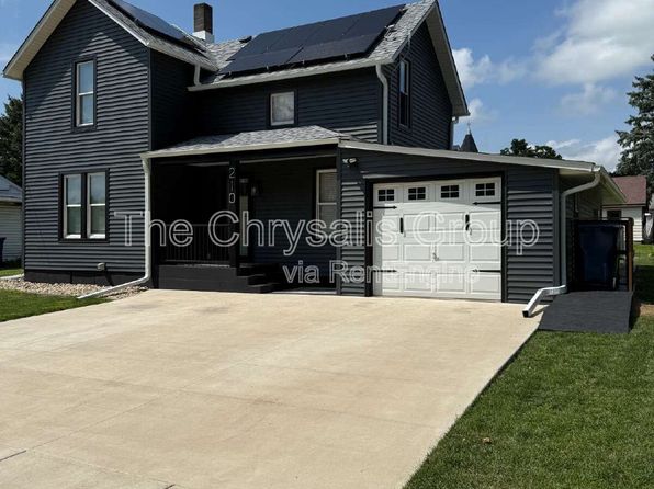 210 E Farnham St
