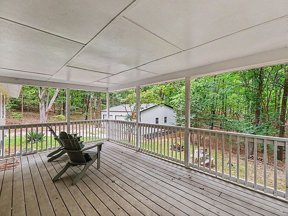 2nd image of 57 Natchez Trce