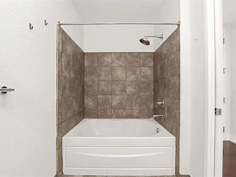 150 E Robinson St #622 — Photo 14
