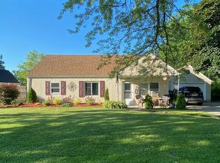 71 Chardon Dr, Cheektowaga, NY 14225