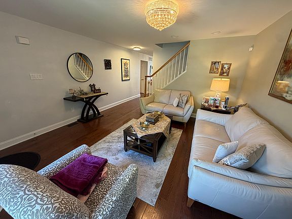 2nd image of 5086 Raintree Ct