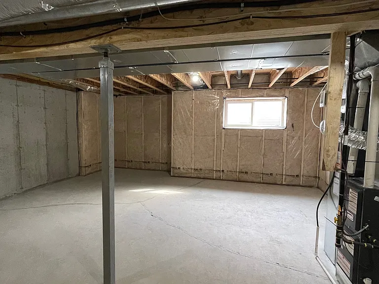740 Daniels Way SW — Photo 29