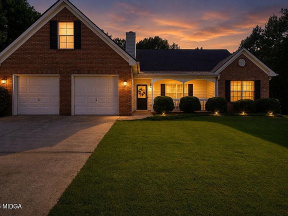 2nd image of 571 Brewer Dr