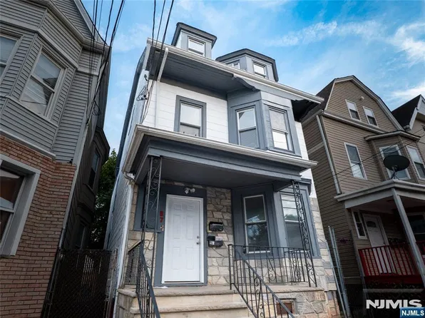 87 2nd Street, Newark, NJ 07107