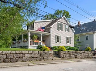 56 Prospect St, Marblehead, MA 01945