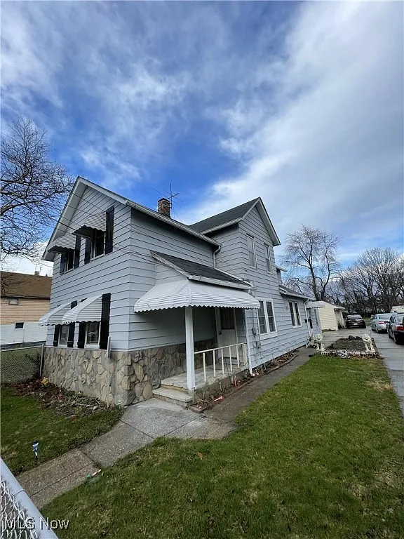 3295 W 46th St photo 1