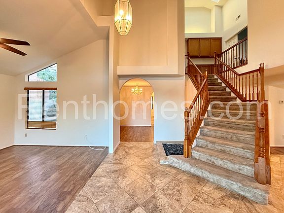 3rd image of 14265 Marianopolis Way
