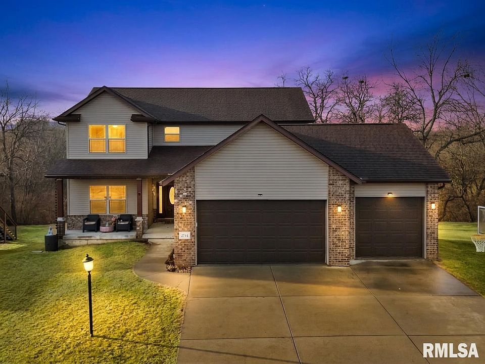1st image of 2714 W Stonehenge Ct
