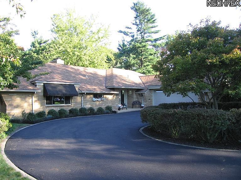 1st image of 20695 Parkcliff Dr