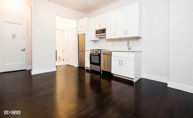 Rented by Corcoran | media 26