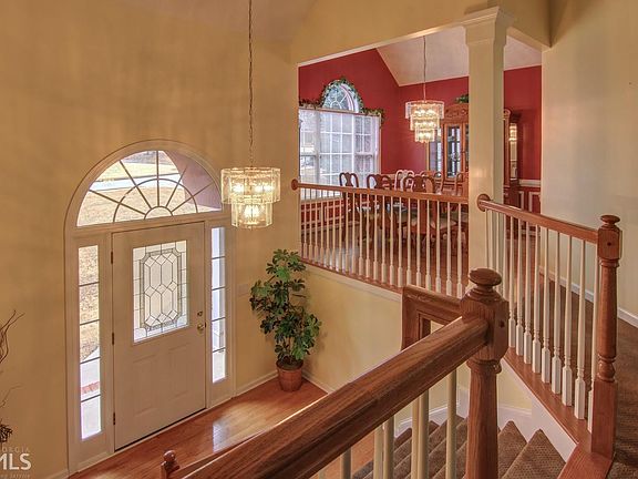 2nd image of 3008 Garland Way