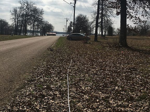 2nd image of 13721 Alamo Rd