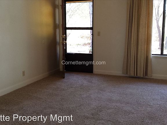 4th image of 4045 Sunflower Ln