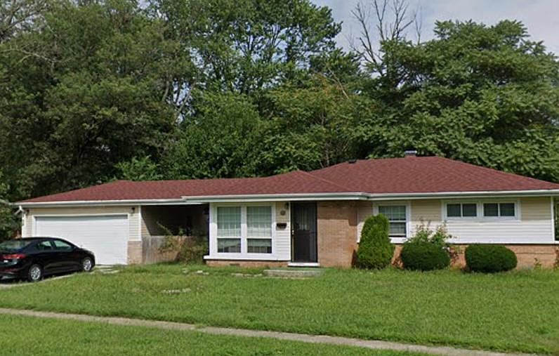 2nd image of 2761 Circle Dr