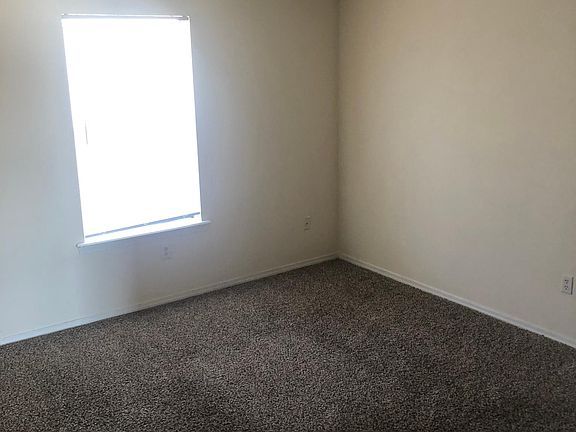 4th image of 2301 Alma Blvd APT 6