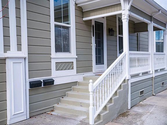 3rd image of 1603 Main St #A