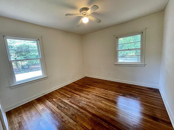 3rd image of 1408 Maple Ave